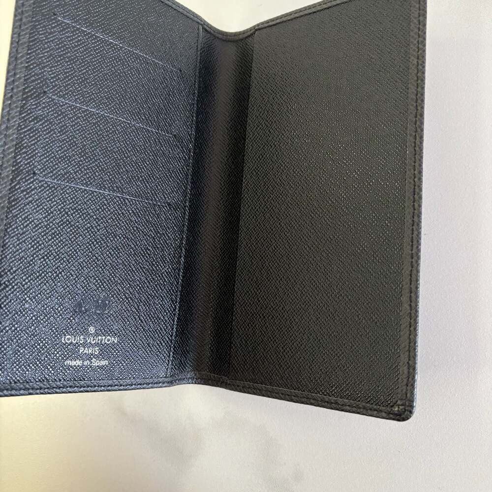 Louis Vuitton Taiga Leather Long Wallet Ardoise Black - Picture 8 of 9